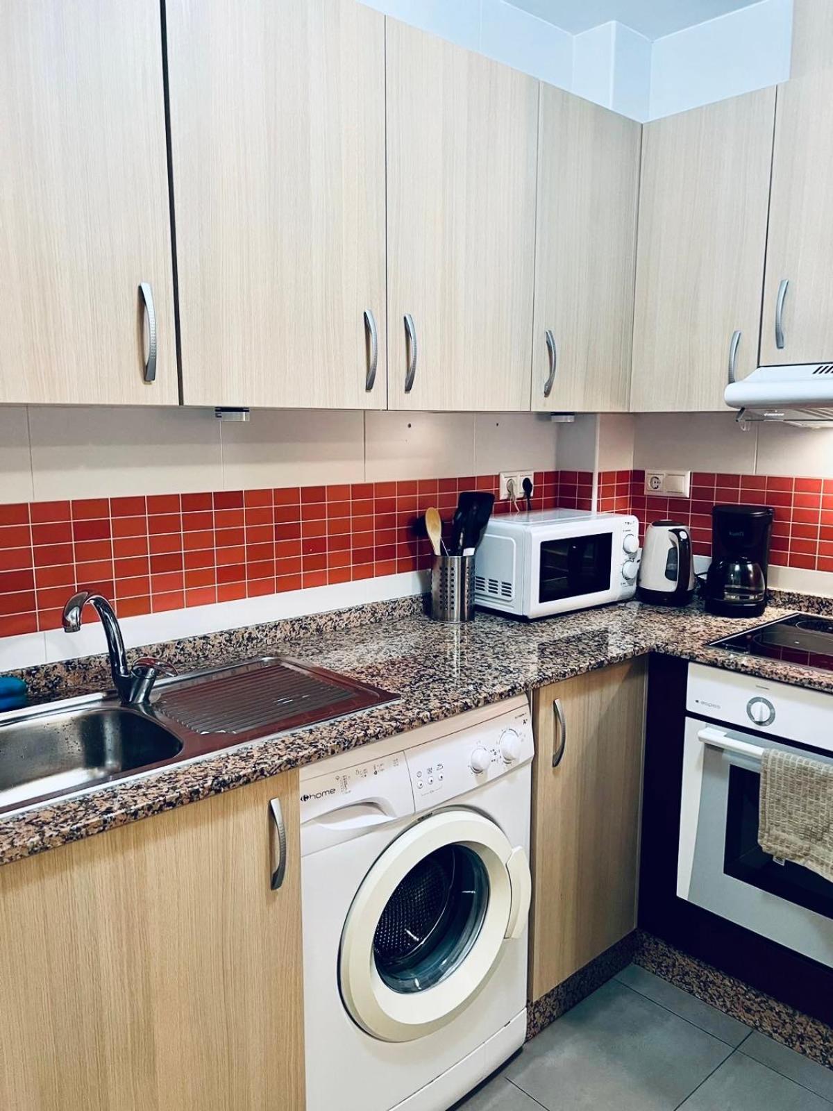 Nice And New Furnished Apartments In Torrevieja Centre Екстер'єр фото